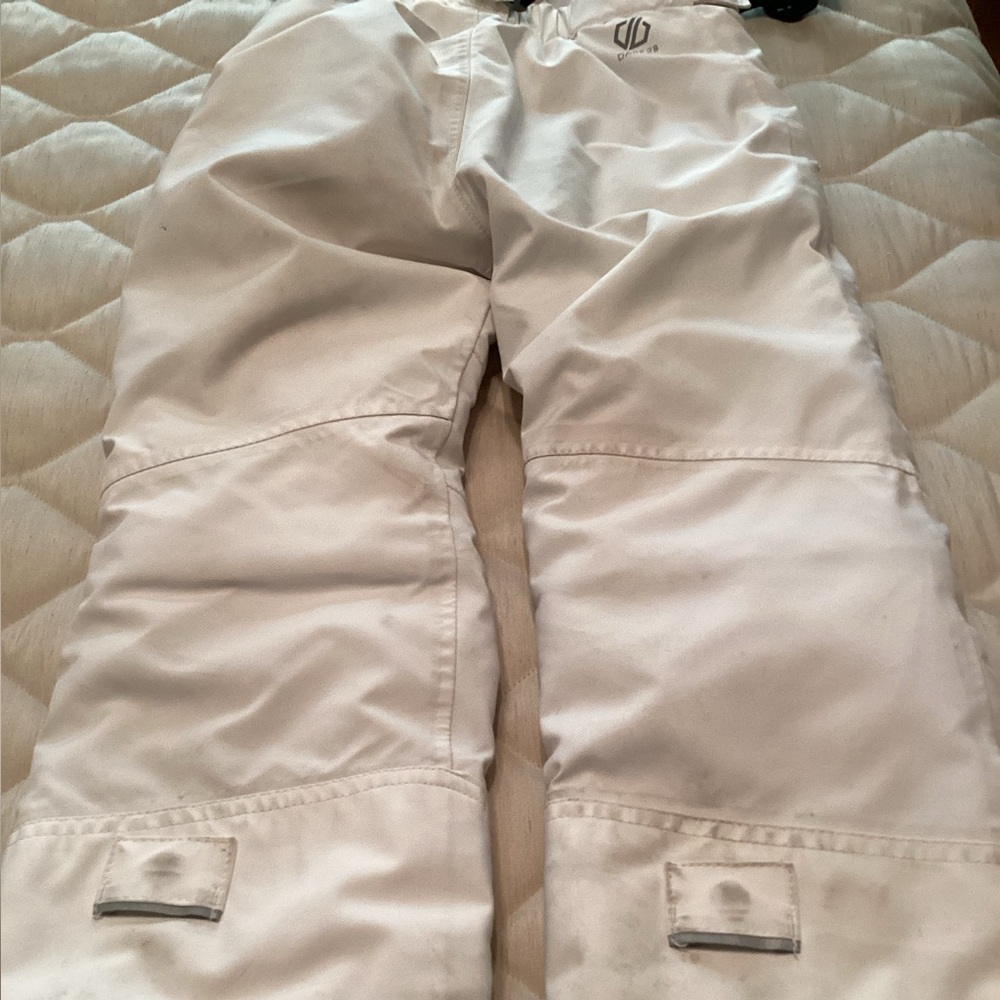 Dare2b Kids Snow Pants in White for 5-6 year old